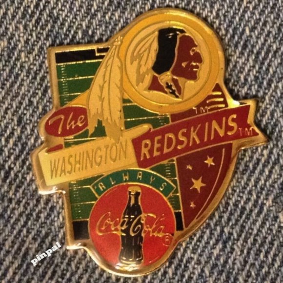 Washington Redskins Pin ~ NFL ~ Football ~1994 vintage ~ Coca Cola ~ Coke - Picture 1 of 2